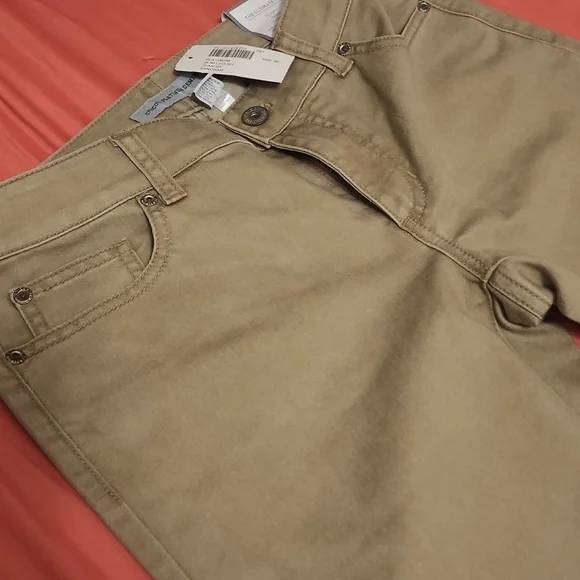 NWT Chicos Khaki Slim Leg Jeans-2 - Picture 6 of 7